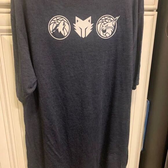 Minnesota Timberwolves “Wolves”Adult XLT T-shirt NBA Basketball - Picture 4 of 5